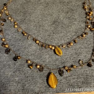 Coldwater creek double strand tigers eye necklace absolutely gorgeous.